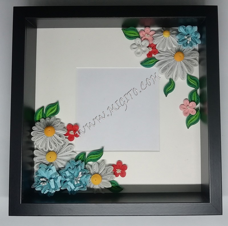 quilling flowers frame