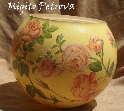  Vase with Roses